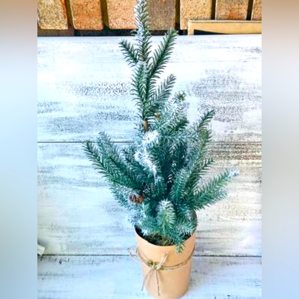 *Medium Iced Pine Tree